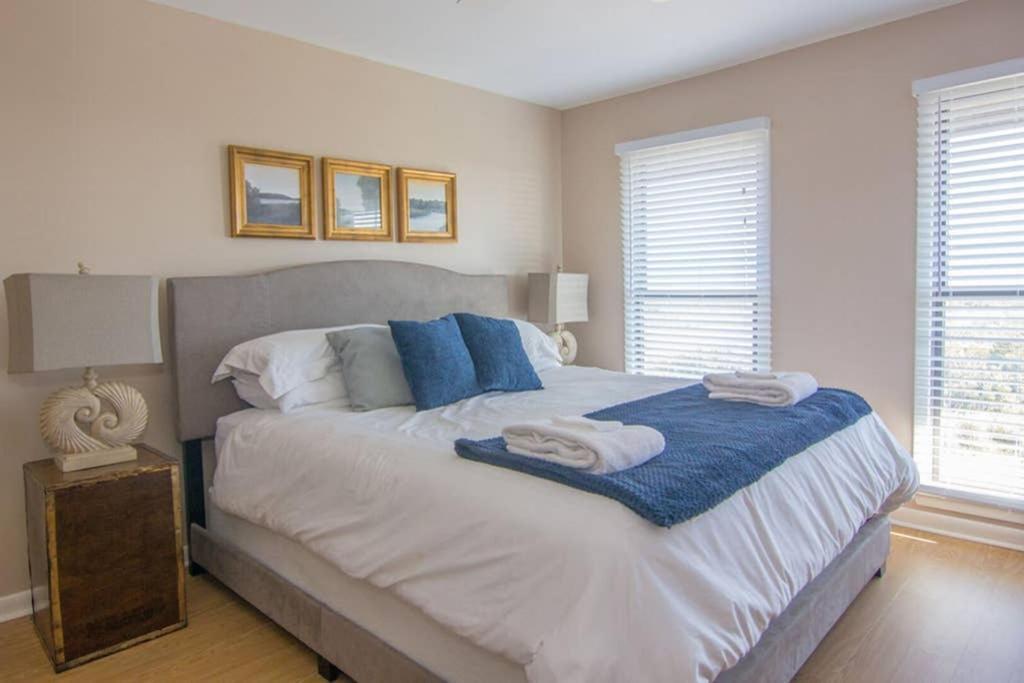 Pelican Point Unobstructed Beach Views Beach Access Out Back Door! Harbor Island Zewnętrze zdjęcie