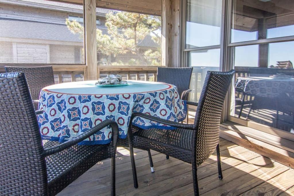 Pelican Point Unobstructed Beach Views Beach Access Out Back Door! Harbor Island Zewnętrze zdjęcie